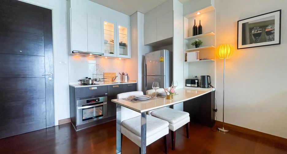 À louer 1 chambre condo à Watthana, Bangkok