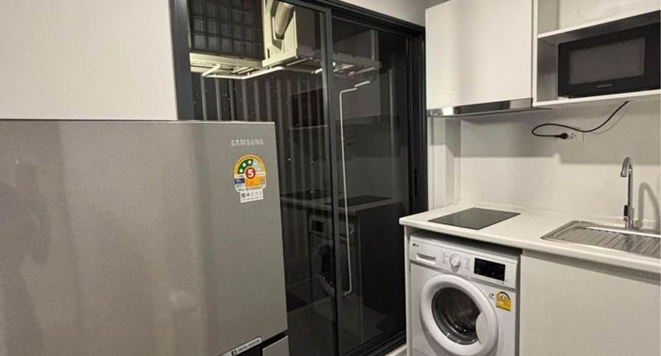 For rent 1 bed condo in Phra Khanong, Bangkok