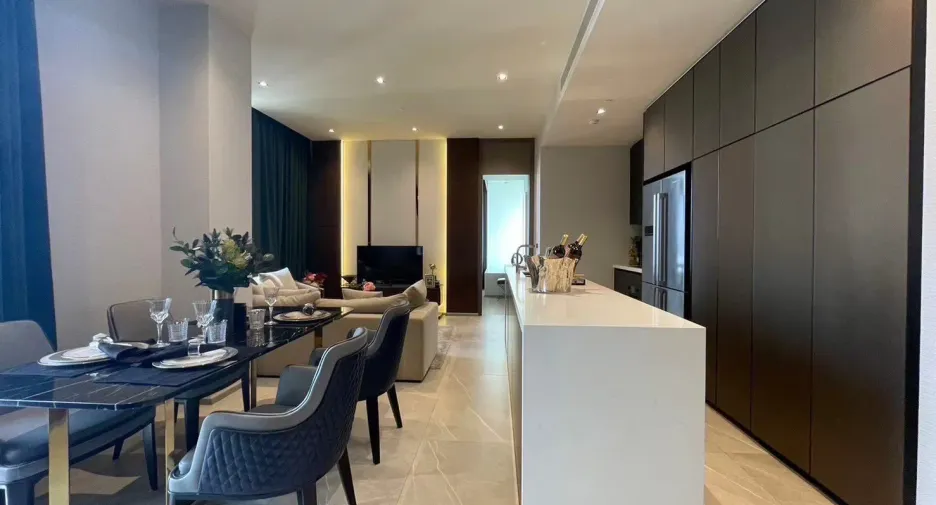 For rent 2 bedrooms condo in Khlong Toei, Bangkok