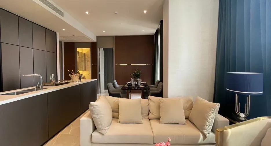 For rent 2 bedrooms condo in Khlong Toei, Bangkok