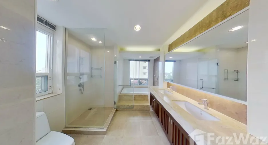 For rent 3 ベッドルーム condo in Watthana, Bangkok
