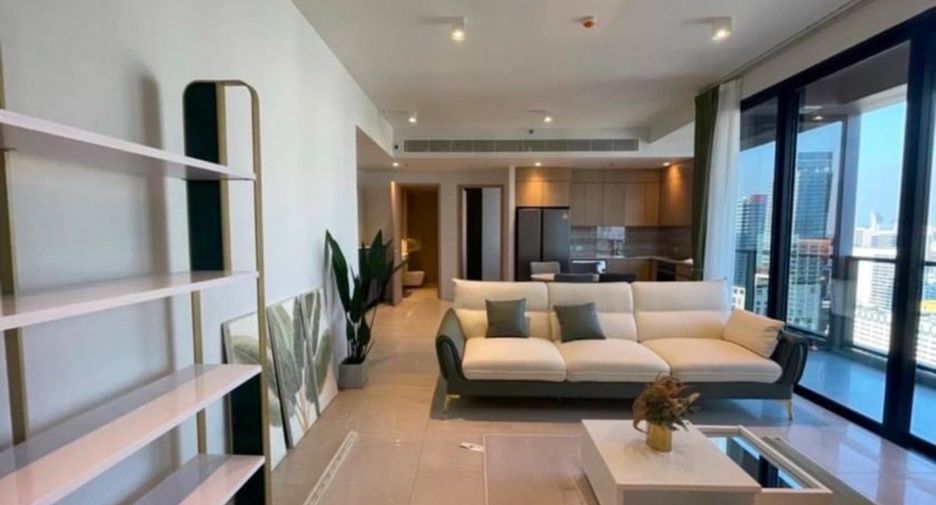 For rent 2 bedrooms condo in Sathon, Bangkok