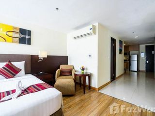 À louer studio condo à Khlong Toei, Bangkok