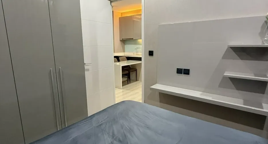 For rent 2 bedrooms condo in Phaya Thai, Bangkok