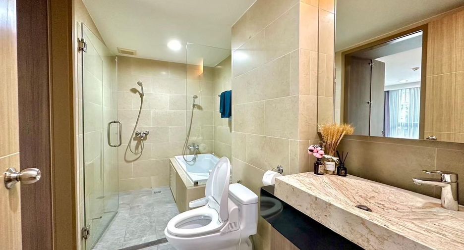 For rent 1 bed condo in Watthana, Bangkok