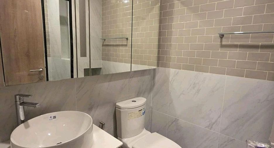 For rent 1 bed condo in Ratchathewi, Bangkok