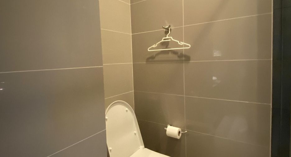 Wohnung zur Miete mit 2 Zimmer in Bang Rak, Bangkok