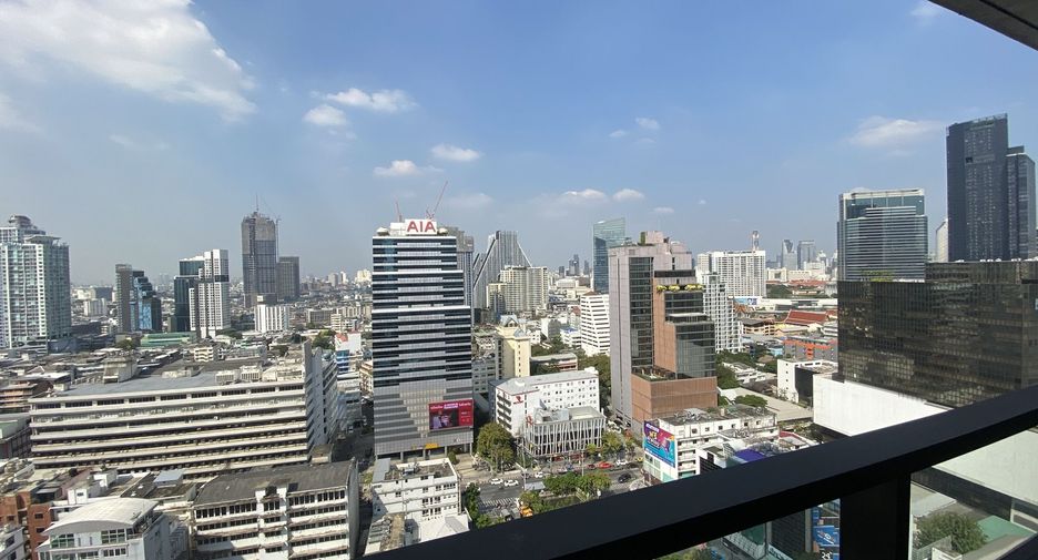Wohnung zur Miete mit 2 Zimmer in Bang Rak, Bangkok