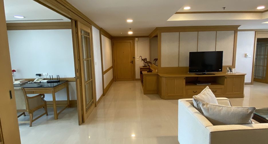 À louer 2 chambres appartement à Watthana, Bangkok