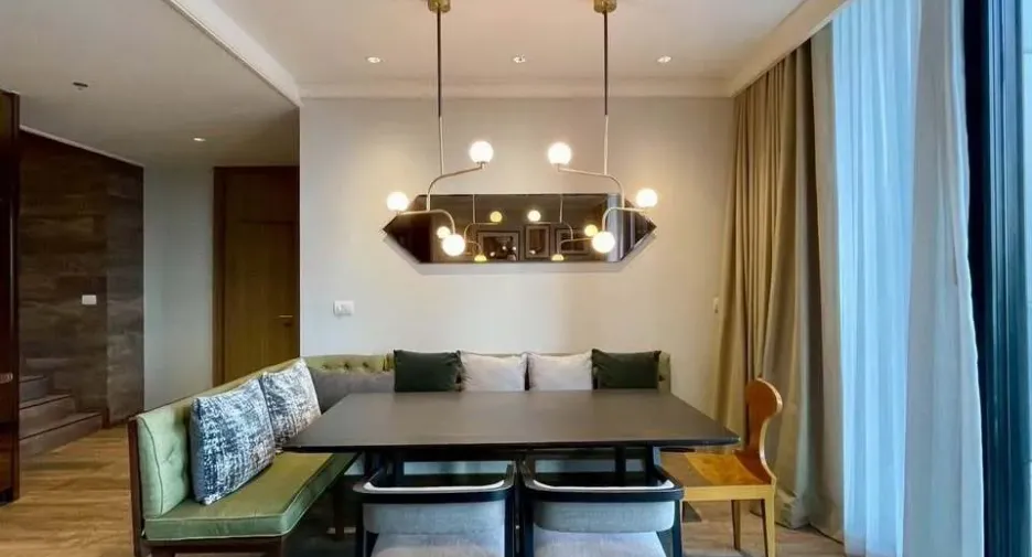 For rent 3 bedrooms condo in Pathum Wan, Bangkok