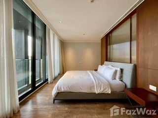 For rent 3 bedrooms condo in Pathum Wan, Bangkok