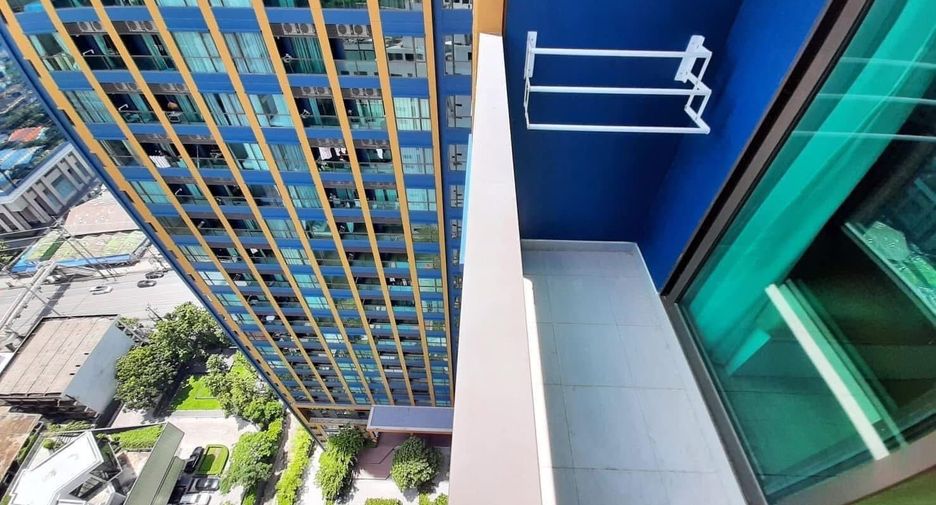 À louer studio condo à Watthana, Bangkok
