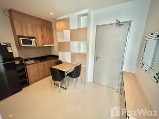 For rent 2 bedrooms condo in Ratchathewi, Bangkok