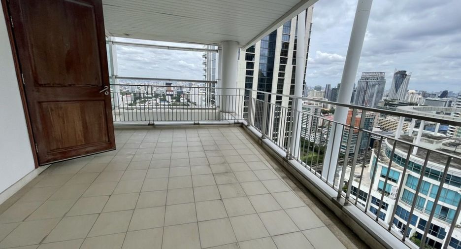Wohnung zur Miete mit 4 Zimmer in Pathum Wan, Bangkok
