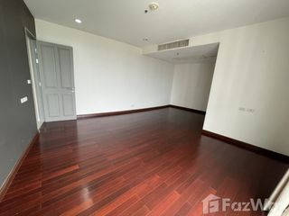 For rent 4 bedrooms condo in Pathum Wan, Bangkok