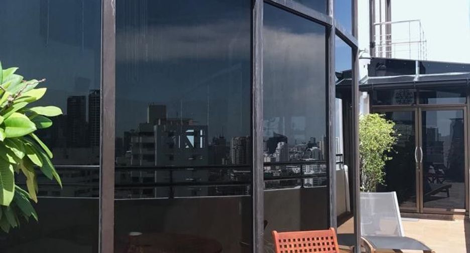 For rent 3 bedrooms condo in Watthana, Bangkok