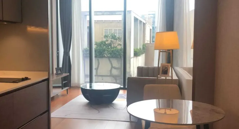 For rent 1 bed condo in Khlong Toei, Bangkok
