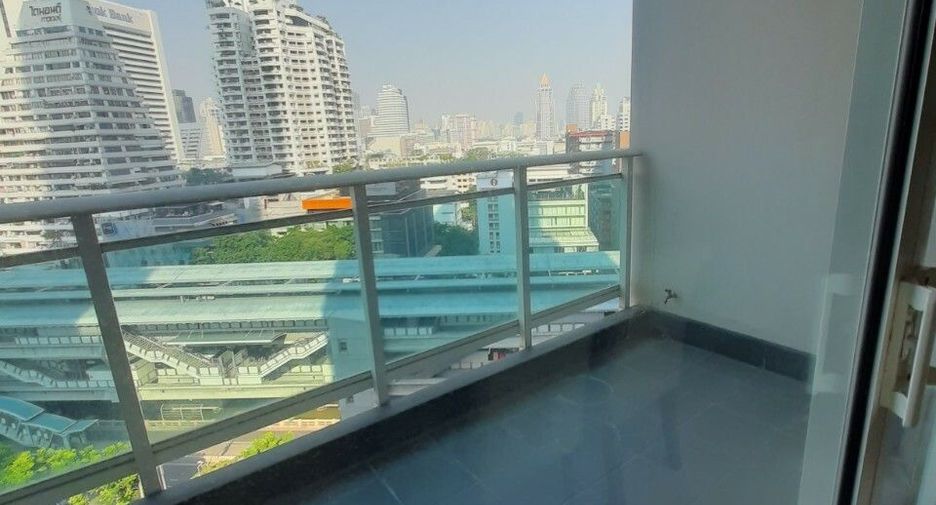 À louer 2 chambres condo à Sathon, Bangkok