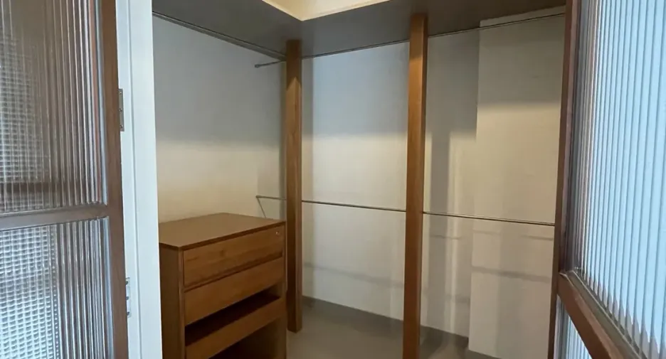 ให้เช่า 2 ห้องนอน คอนโด ใน คลองเตย, กรุงเทพฯ