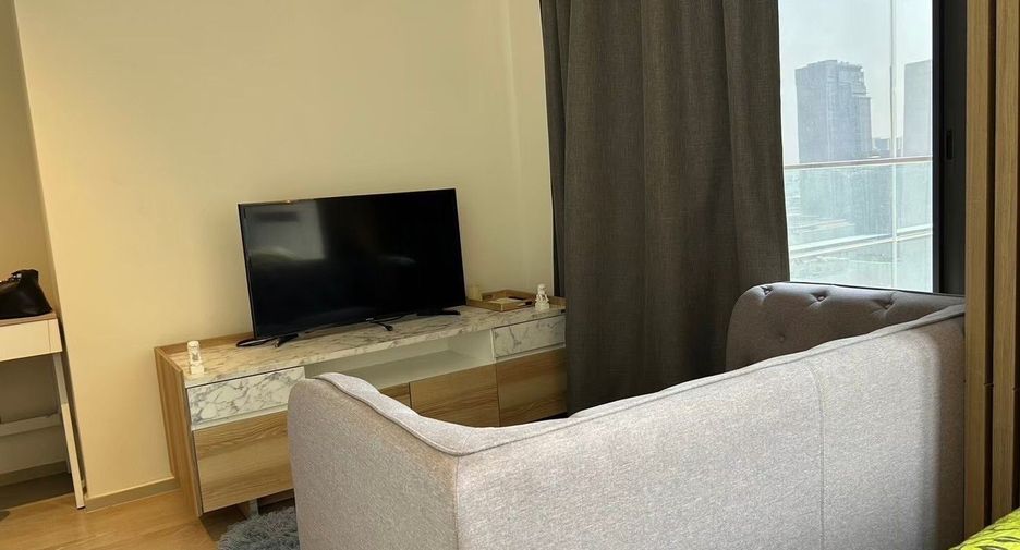 For rent 1 Beds condo in Bang Rak, Bangkok