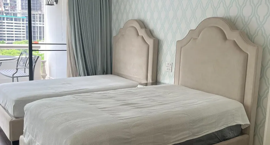 For rent 2 ベッドルーム condo in Pathum Wan, Bangkok