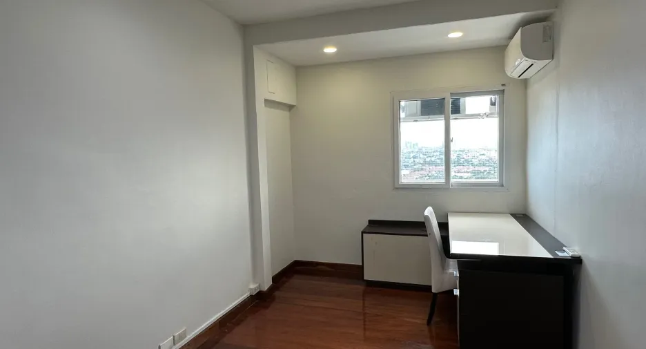 For rent 1 bed condo in Suan Luang, Bangkok