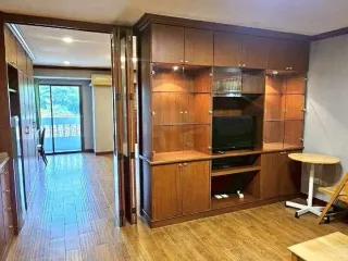 Wohnung zur Miete mit Studio in Watthana, Bangkok