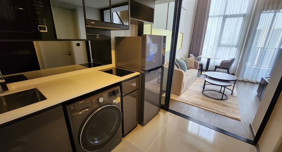 For rent 1 bed condo in Bang Rak, Bangkok