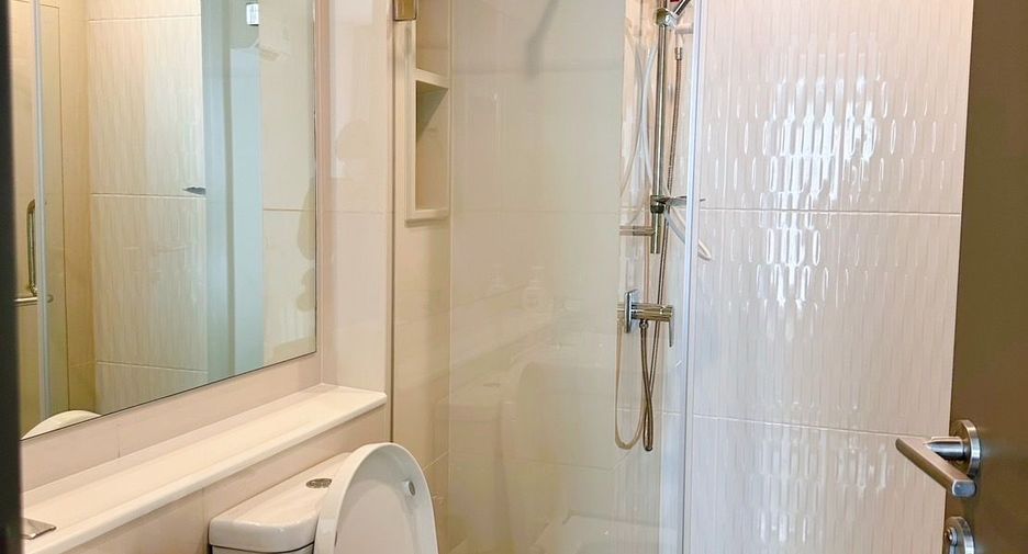 For rent 1 bed condo in Huai Khwang, Bangkok