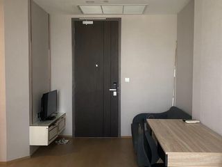 Wohnung zur Miete mit Studio in Bang Rak, Bangkok