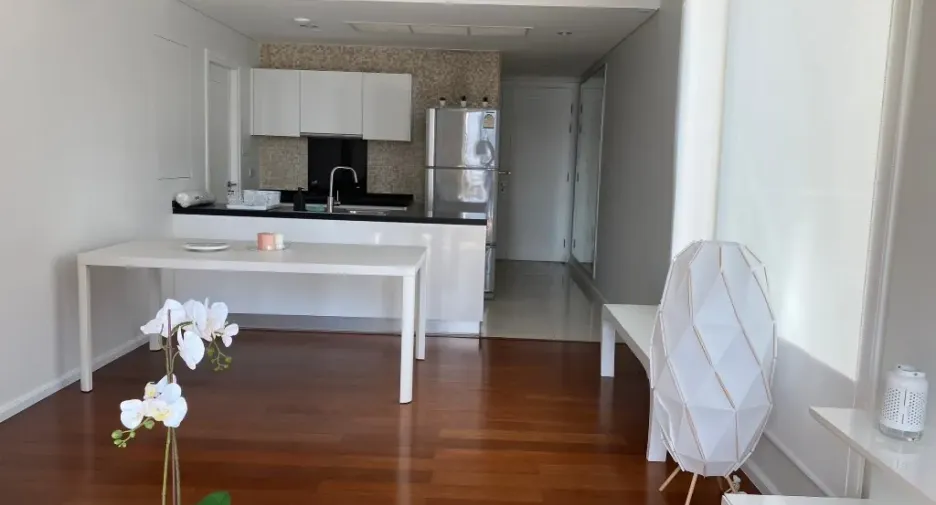 For rent 2 bedrooms condo in Watthana, Bangkok