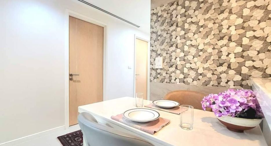 Condo en alquiler de 2 habitaciones en Yan Nawa, Bangkok
