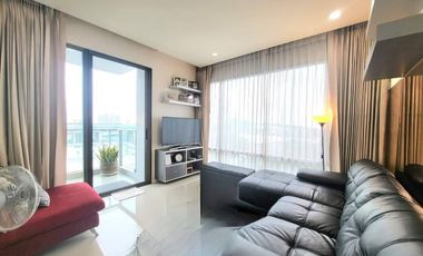 For rent 2 bedrooms condo in Yan Nawa, Bangkok