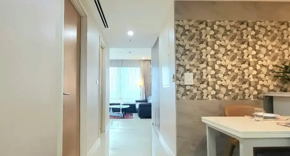 Condo en alquiler de 2 habitaciones en Yan Nawa, Bangkok