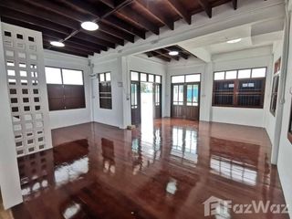 For rent 5 ベッドルーム house in Bang Na, Bangkok