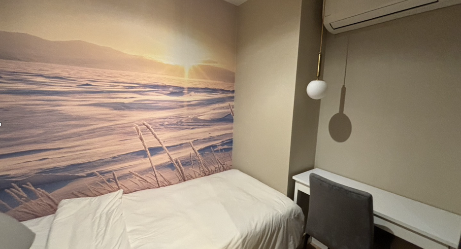 For rent 2 bedrooms condo in Bang Rak, Bangkok