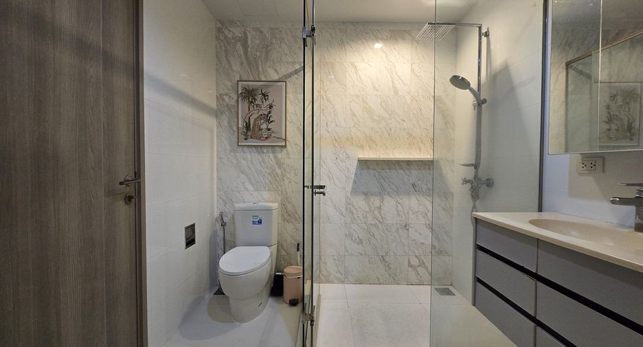 For rent 1 bed condo in Watthana, Bangkok