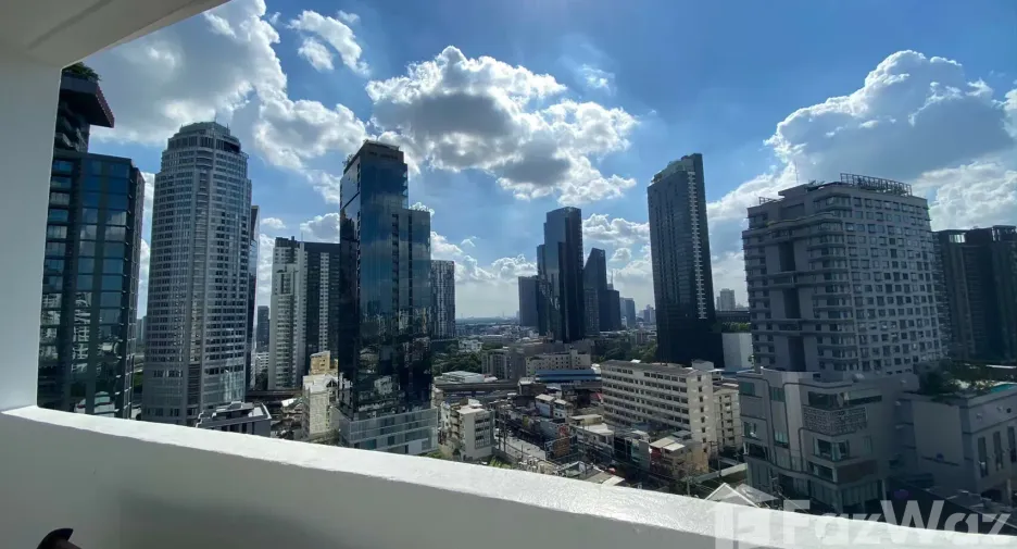 Wohnung zur Miete mit 3 Zimmer in Watthana, Bangkok