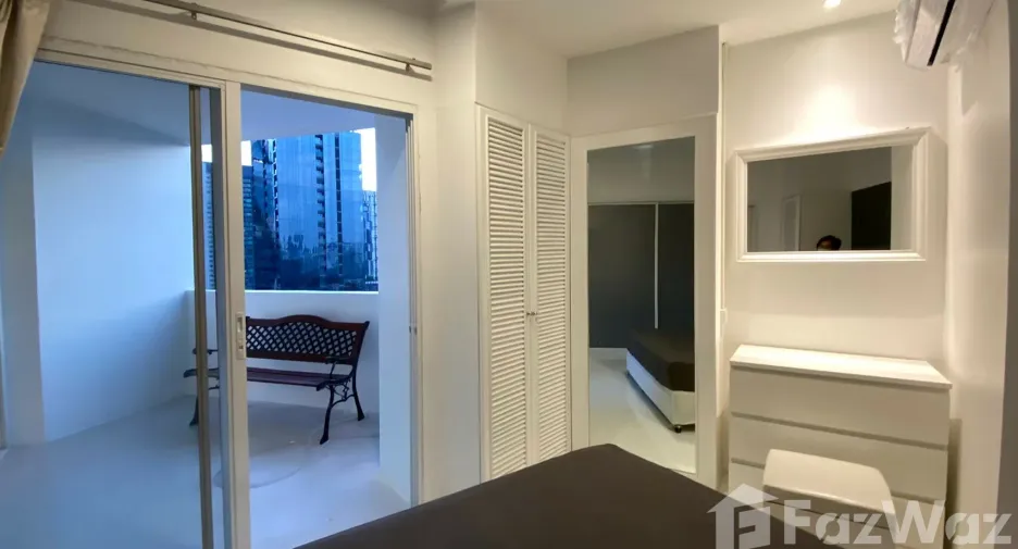 Wohnung zur Miete mit 3 Zimmer in Watthana, Bangkok