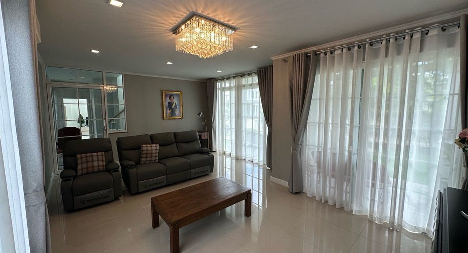 For rent 4 bedrooms house in Bang Bon, Bangkok