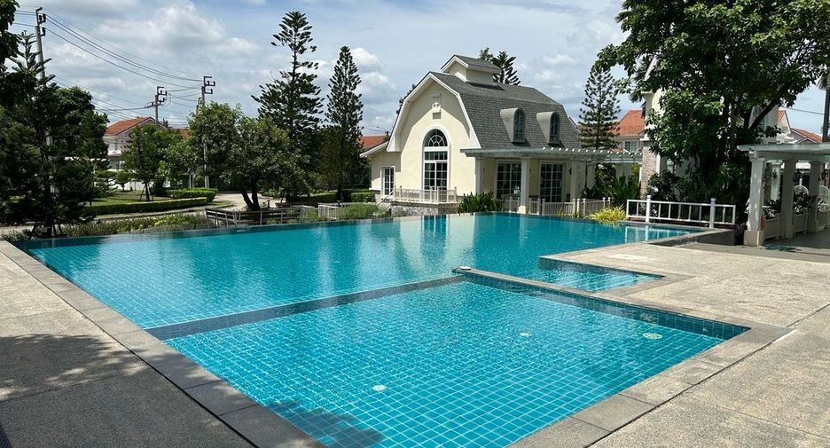 For rent 4 bedrooms house in Bang Bon, Bangkok
