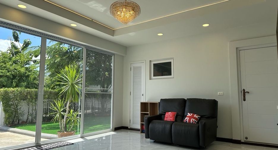 For rent 4 bedrooms house in Bang Bon, Bangkok