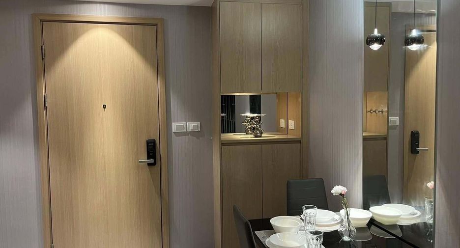 For rent 1 bed condo in Yan Nawa, Bangkok