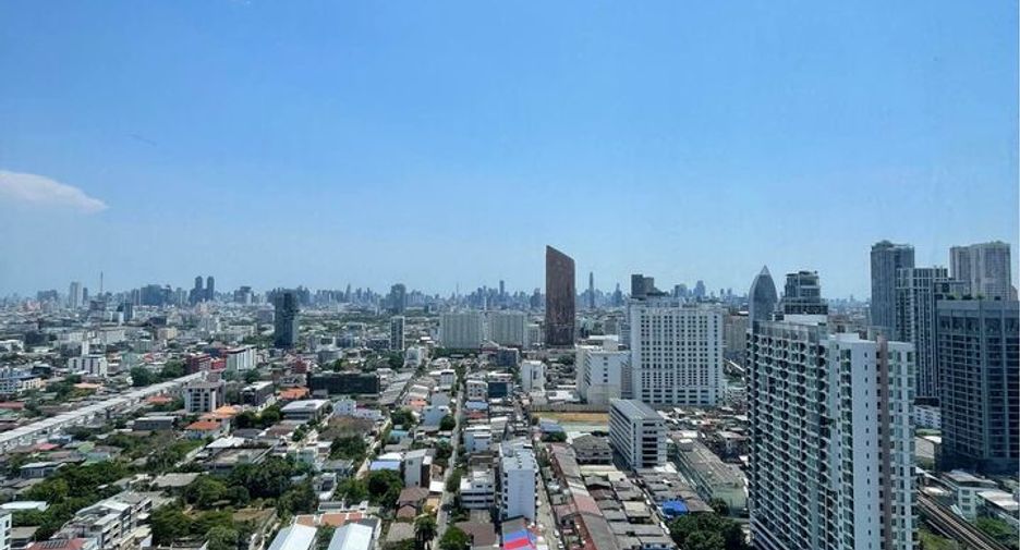 Condo en alquiler de 2 habitaciones en Phaya Thai, Bangkok
