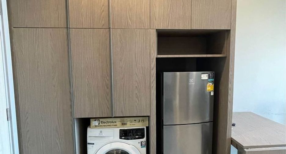 Condo en alquiler de 2 habitaciones en Phaya Thai, Bangkok