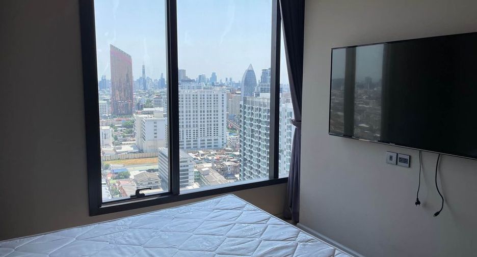 Condo en alquiler de 2 habitaciones en Phaya Thai, Bangkok