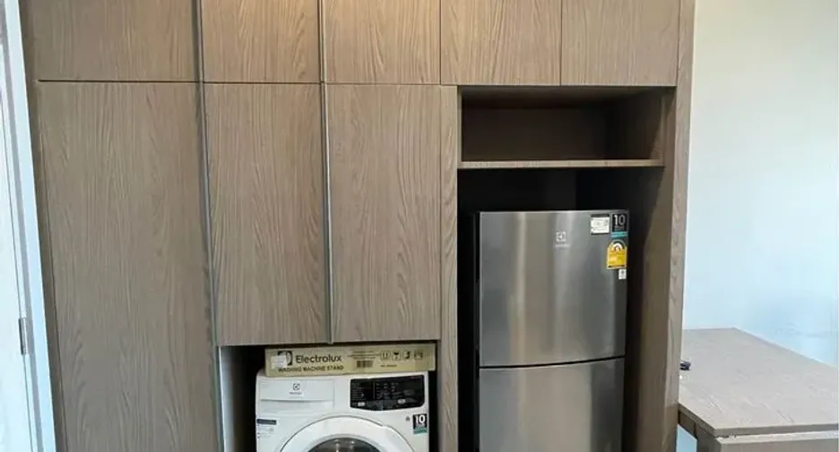 For rent 2 bedrooms condo in Phaya Thai, Bangkok