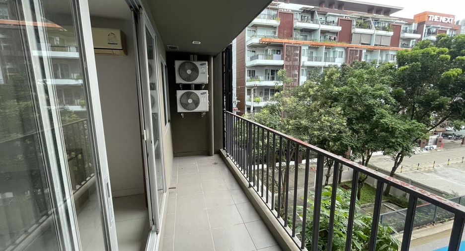 For rent 1 bed condo in Phra Khanong, Bangkok