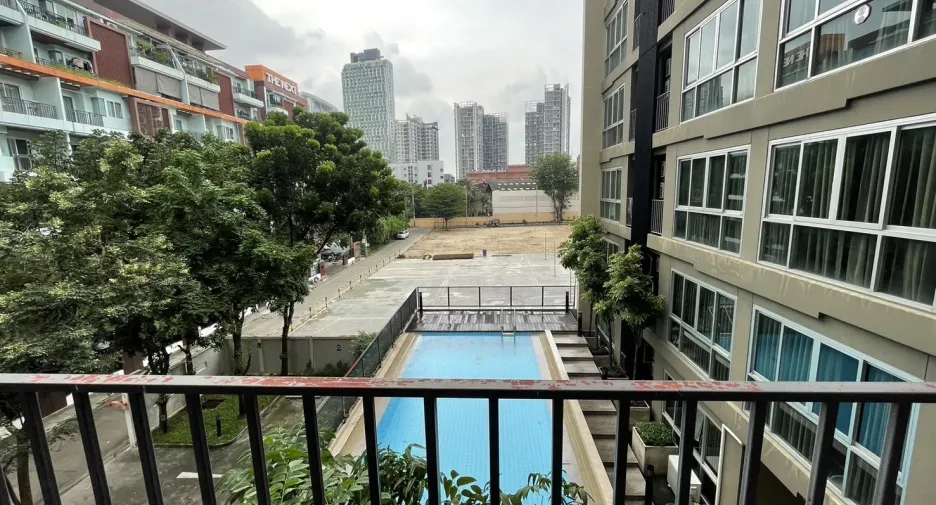 For rent 1 bed condo in Phra Khanong, Bangkok