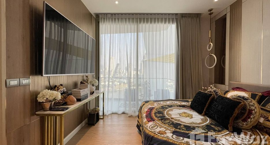 À louer 2 chambres condo à Khlong San, Bangkok